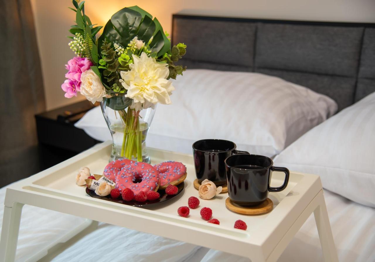 Maya'S Flats & Resorts - River View Gdansk Bagian luar foto