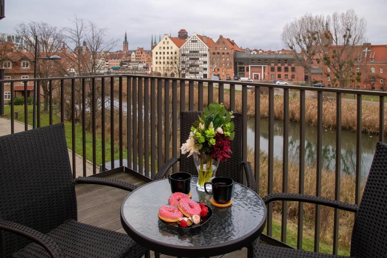 Maya'S Flats & Resorts - River View Gdansk Bagian luar foto