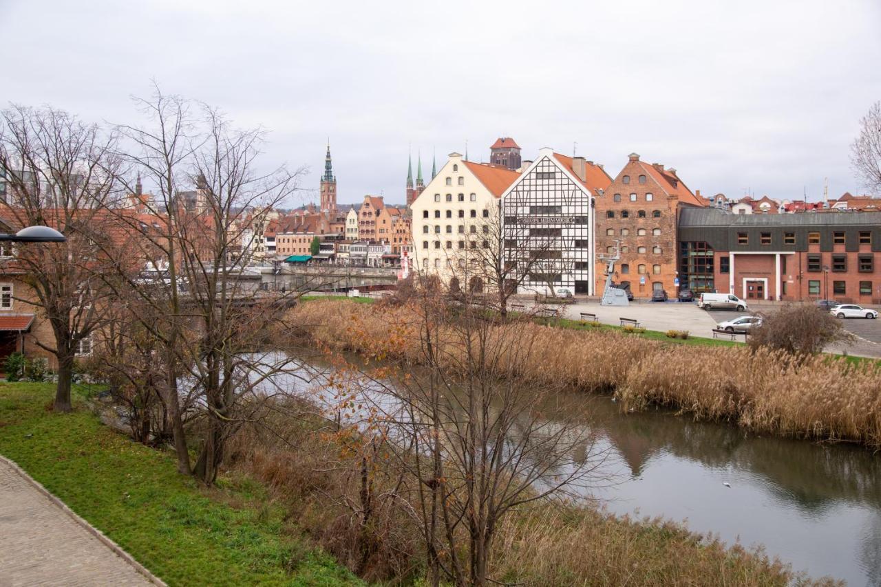 Maya'S Flats & Resorts - River View Gdansk Bagian luar foto