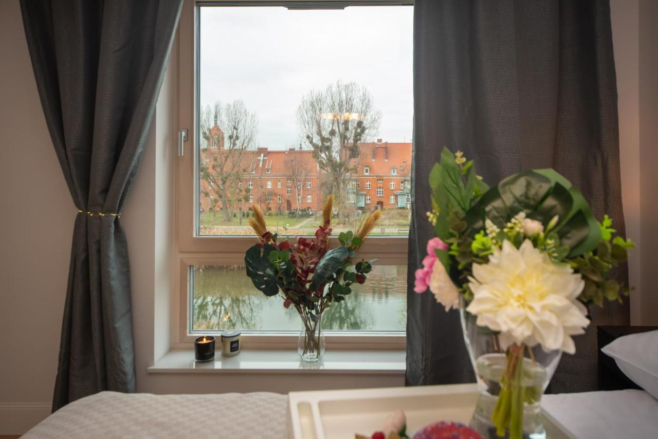 Maya'S Flats & Resorts - River View Gdansk Bagian luar foto